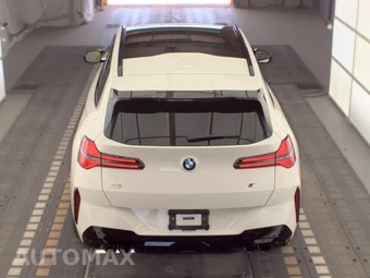 2026 BMW X3 M50 – miniatura 6
