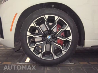 2026 BMW X3 M50 – miniatura 9