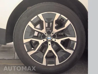 2026 BMW X3 xDrive30 - miniatura 11