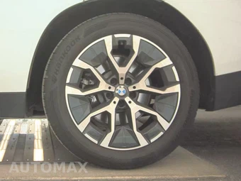 2026 BMW X3 xDrive30 - miniatura 12