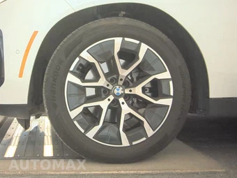 2026 BMW X3 xDrive30 - miniatura 9