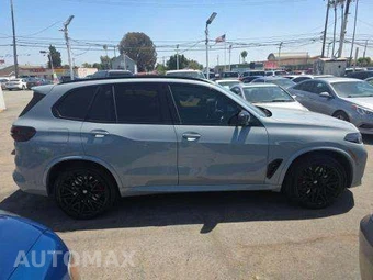 2026 BMW X5 M Competition - miniatura 4