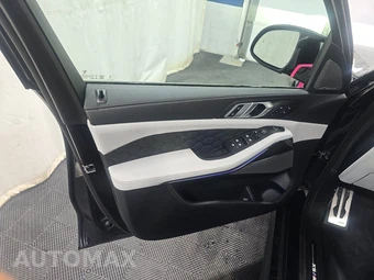 2026 BMW X5 M Competition – miniatura 9