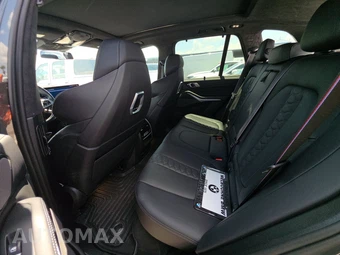 2026 BMW X5 M Competition – miniatura 13