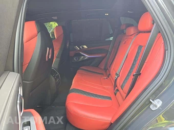 2026 BMW X5 M Competition - miniatura 13
