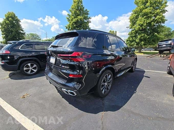 2026 BMW X5 Sports Activity Vehicle M60i xDrive - miniatura 3