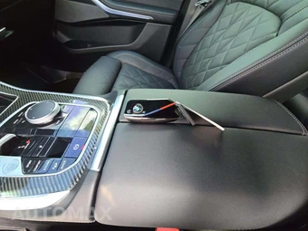 2026 BMW X5 Sports Activity Vehicle M60i xDrive - miniatura 8