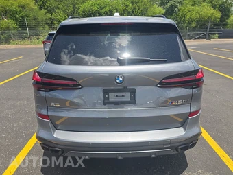 2026 BMW X5 Sports Activity Vehicle M60i xDrive – miniatura 5