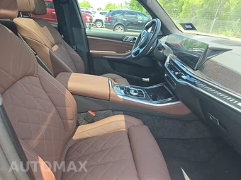 2026 BMW X5 Sports Activity Vehicle M60i xDrive – miniatura 8