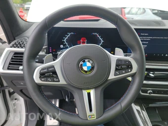 2026 BMW X5 Sports Activity Vehicle M60i xDrive - miniatura 16