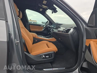 2026 BMW X5 Sports Activity Vehicle M60i xDrive - miniatura 8