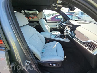 2026 BMW X5 Sports Activity Vehicle M60i xDrive - miniatura 14
