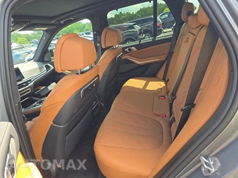 2026 BMW X5 Sports Activity Vehicle M60i xDrive – miniatura 19