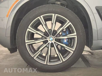 2026 BMW X5 Sports Activity Vehicle M60i xDrive – miniatura 9