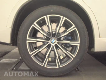 2026 BMW X5 Sports Activity Vehicle M60i xDrive - miniatura 11