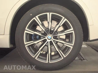 2026 BMW X5 Sports Activity Vehicle M60i xDrive - miniatura 12