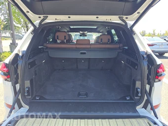 2026 BMW X5 Sports Activity Vehicle M60i xDrive - miniatura 23