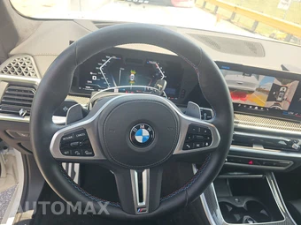 2026 BMW X5 Sports Activity Vehicle M60i xDrive - miniatura 16