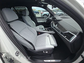 2026 BMW X5 Sports Activity Vehicle M60i xDrive - miniatura 8