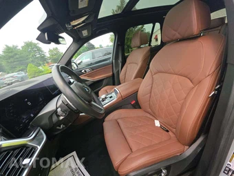 2026 BMW X5 Sports Activity Vehicle M60i xDrive – miniatura 6