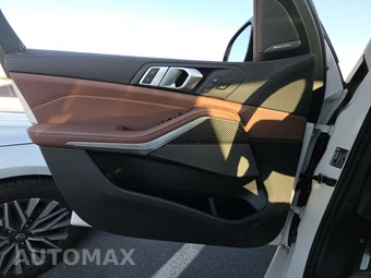2026 BMW X5 Sports Activity Vehicle M60i xDrive - miniatura 15