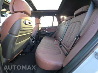 2026 BMW X5 Sports Activity Vehicle M60i xDrive - miniatura 19