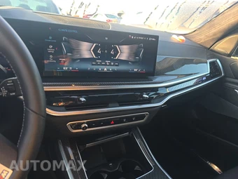 2026 BMW X5 Sports Activity Vehicle M60i xDrive - miniatura 17