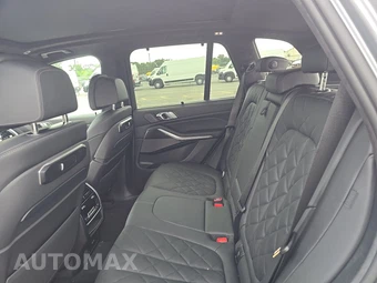 2026 BMW X5 Sports Activity Vehicle M60i xDrive - miniatura 18