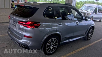 2026 BMW X5 Sports Activity Vehicle M60i xDrive - miniatura 4