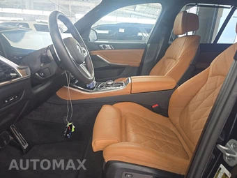 2026 BMW X5 Sports Activity Vehicle M60i xDrive - miniatura 7