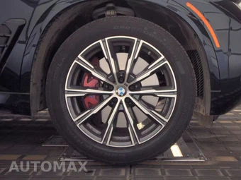 2026 BMW X5 Sports Activity Vehicle M60i xDrive - miniatura 10