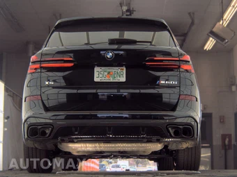 2026 BMW X5 Sports Activity Vehicle M60i xDrive - miniatura 7