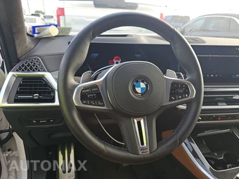 2026 BMW X5 Sports Activity Vehicle M60i xDrive - miniatura 10