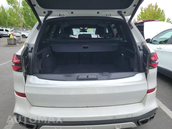 2026 BMW X5 Sports Activity Vehicle M60i xDrive - miniatura 23