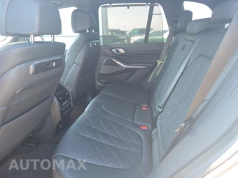 2026 BMW X5 Sports Activity Vehicle M60i xDrive – miniatura 13