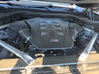 2026 BMW X5 Sports Activity Vehicle M60i xDrive – miniatura 16