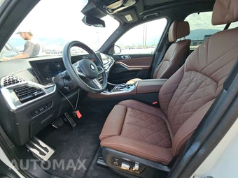 2026 BMW X5 Sports Activity Vehicle M60i xDrive - miniatura 7