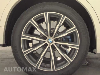 2026 BMW X5 Sports Activity Vehicle M60i xDrive - miniatura 11