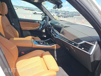 2026 BMW X5 Sports Activity Vehicle M60i xDrive - miniatura 14