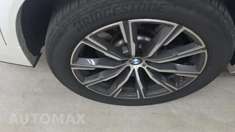 2026 BMW X5 Sports Activity Vehicle M60i xDrive - miniatura 30