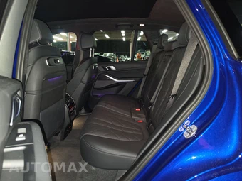 2026 BMW X5 Sports Activity Vehicle M60i xDrive - miniatura 19
