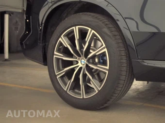 2026 BMW X5 Sports Activity Vehicle M60i xDrive - miniatura 11