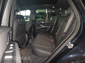 2026 BMW X5 Sports Activity Vehicle M60i xDrive - miniatura 19