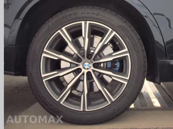 2026 BMW X5 Sports Activity Vehicle M60i xDrive - miniatura 11
