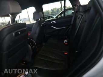 2026 BMW X5 Sports Activity Vehicle M60i xDrive - miniatura 19