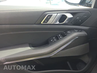 2026 BMW X5 Sports Activity Vehicle M60i xDrive - miniatura 15