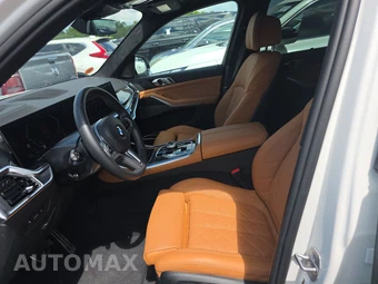 2026 BMW X5 Sports Activity Vehicle M60i xDrive - miniatura 13