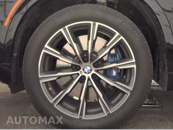 2026 BMW X5 Sports Activity Vehicle M60i xDrive - miniatura 9