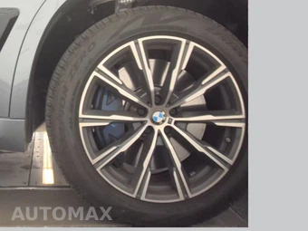 2026 BMW X5 Sports Activity Vehicle M60i xDrive - miniatura 10