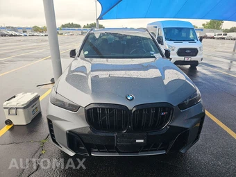 2026 BMW X5 Sports Activity Vehicle M60i xDrive – miniatura 2
